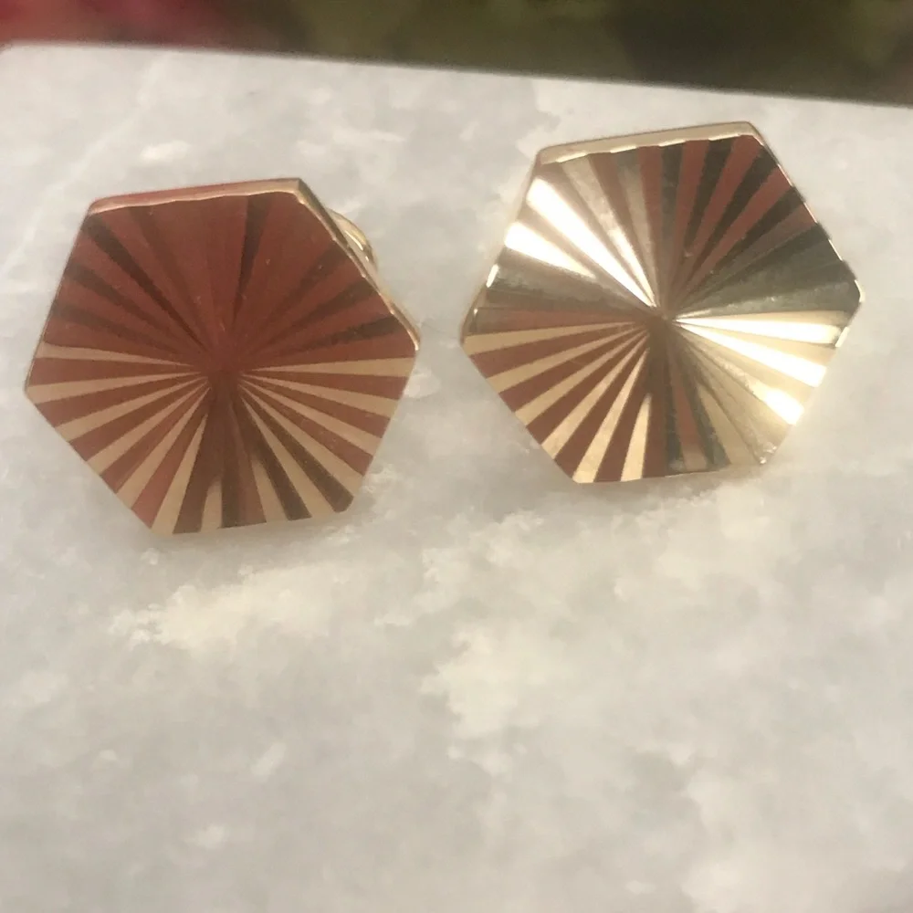 Pierre Cardin Gold Tone Men’s Cuff links